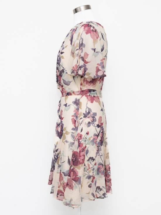 Lauren Ralph Lauren - Floral Crinkle Georgette Surplice Dress - Picture 6 of 10